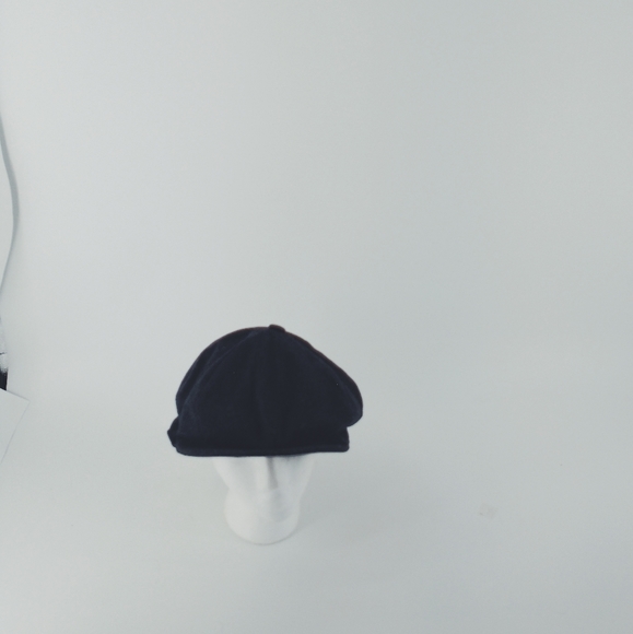 VNT   DORIA   WOMEN BERETS - Picture 2 of 4